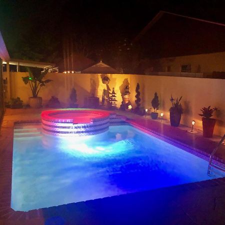 شقة Friendly Family House دورال المظهر الخارجي الصورة