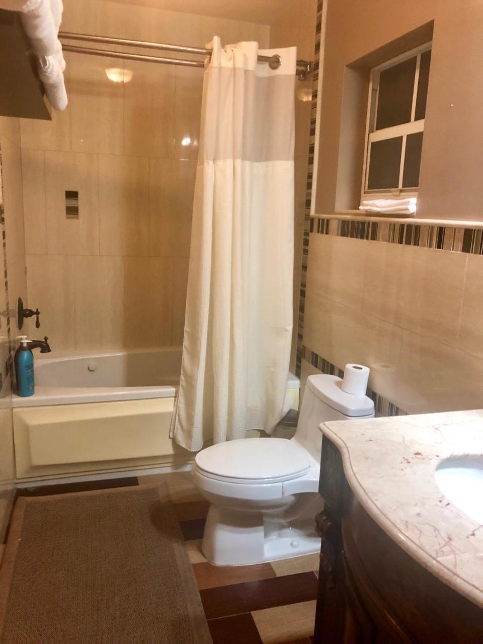 شقة Friendly Family House دورال المظهر الخارجي الصورة