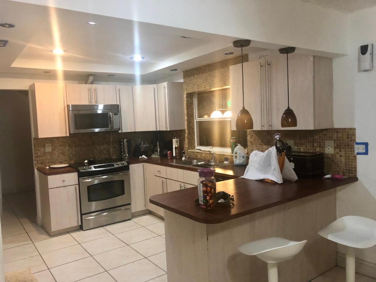 شقة Friendly Family House دورال المظهر الخارجي الصورة
